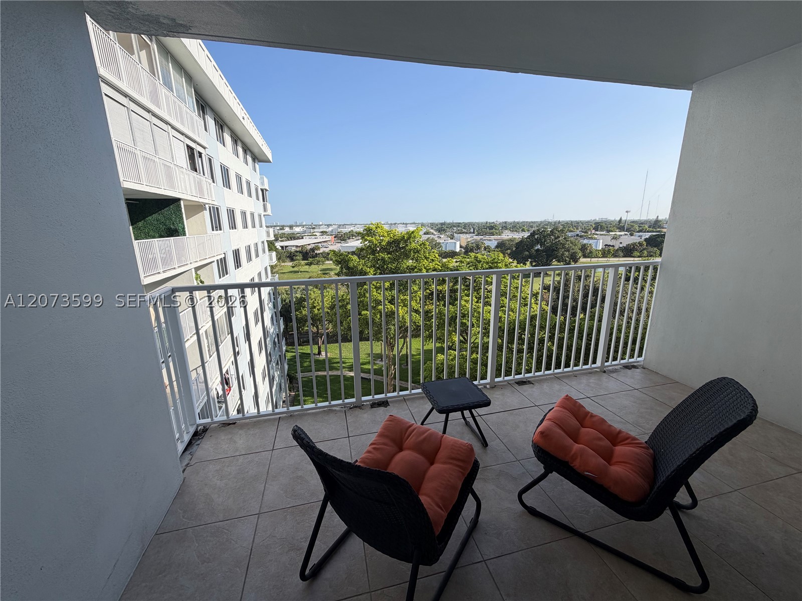 4200 Hillcrest Dr 809 Property Photo 20