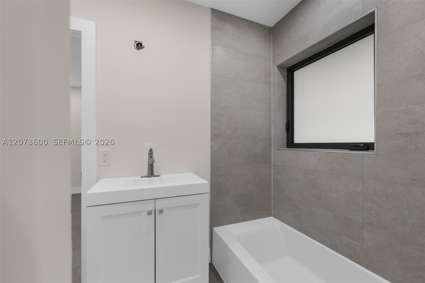 345 Sarto Ave 1 Property Photo 24