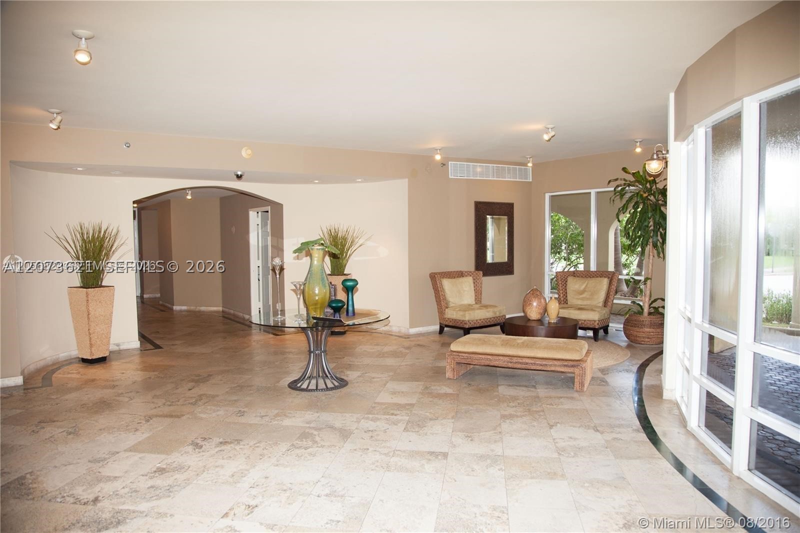 2351 Douglas Rd 909 Property Photo 15