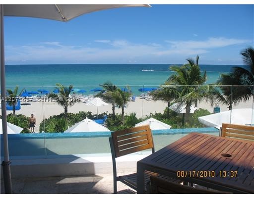 18683 Collins Ave 1709 Property Photo 11