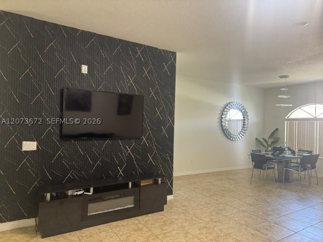 406 Cinnamon Drive Property Photo 3