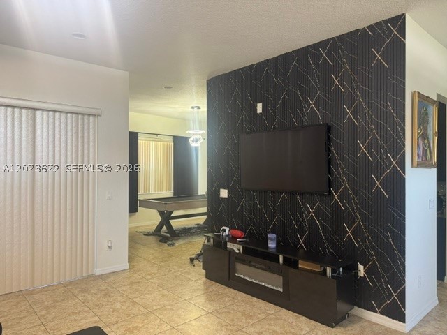 406 Cinnamon Drive Property Photo 4