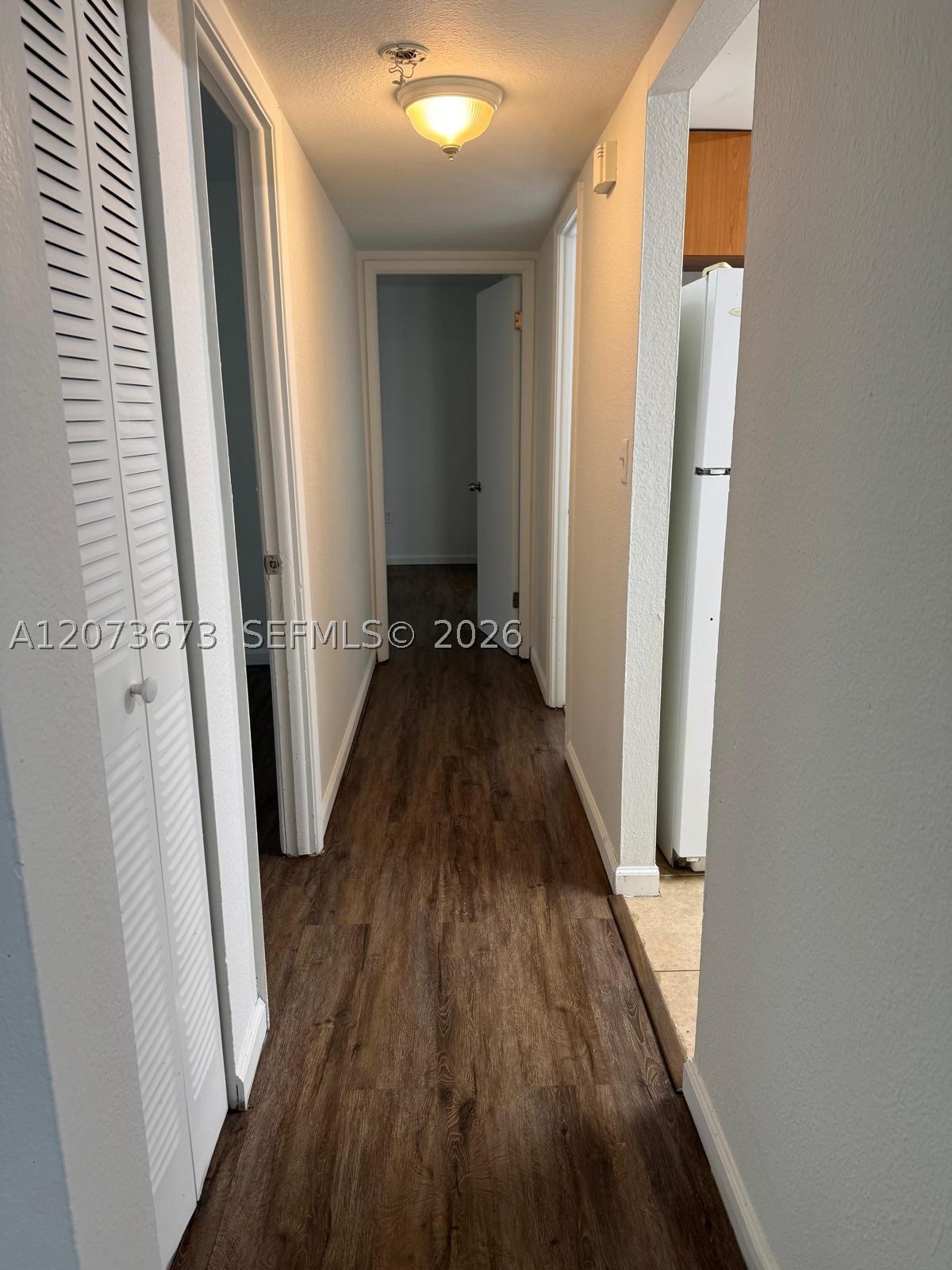411 Executive Center Dr 203 Property Photo 6