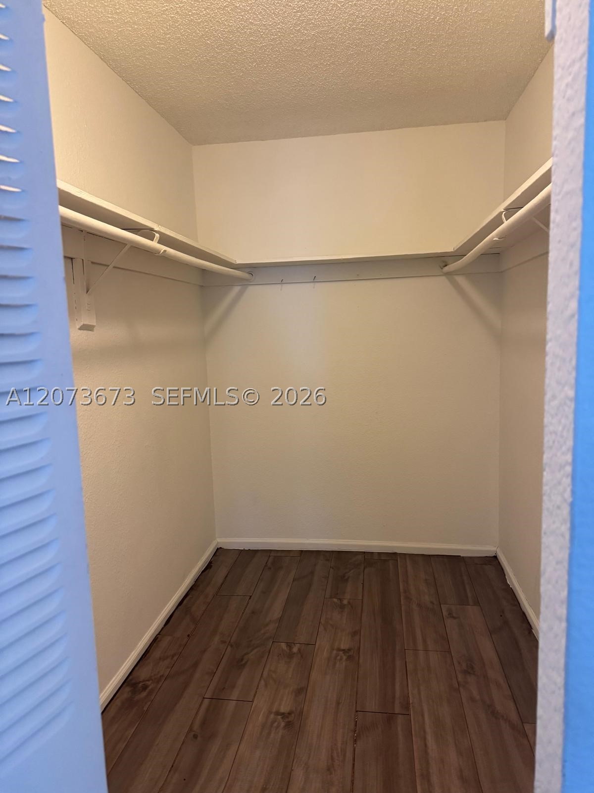 411 Executive Center Dr 203 Property Photo 7