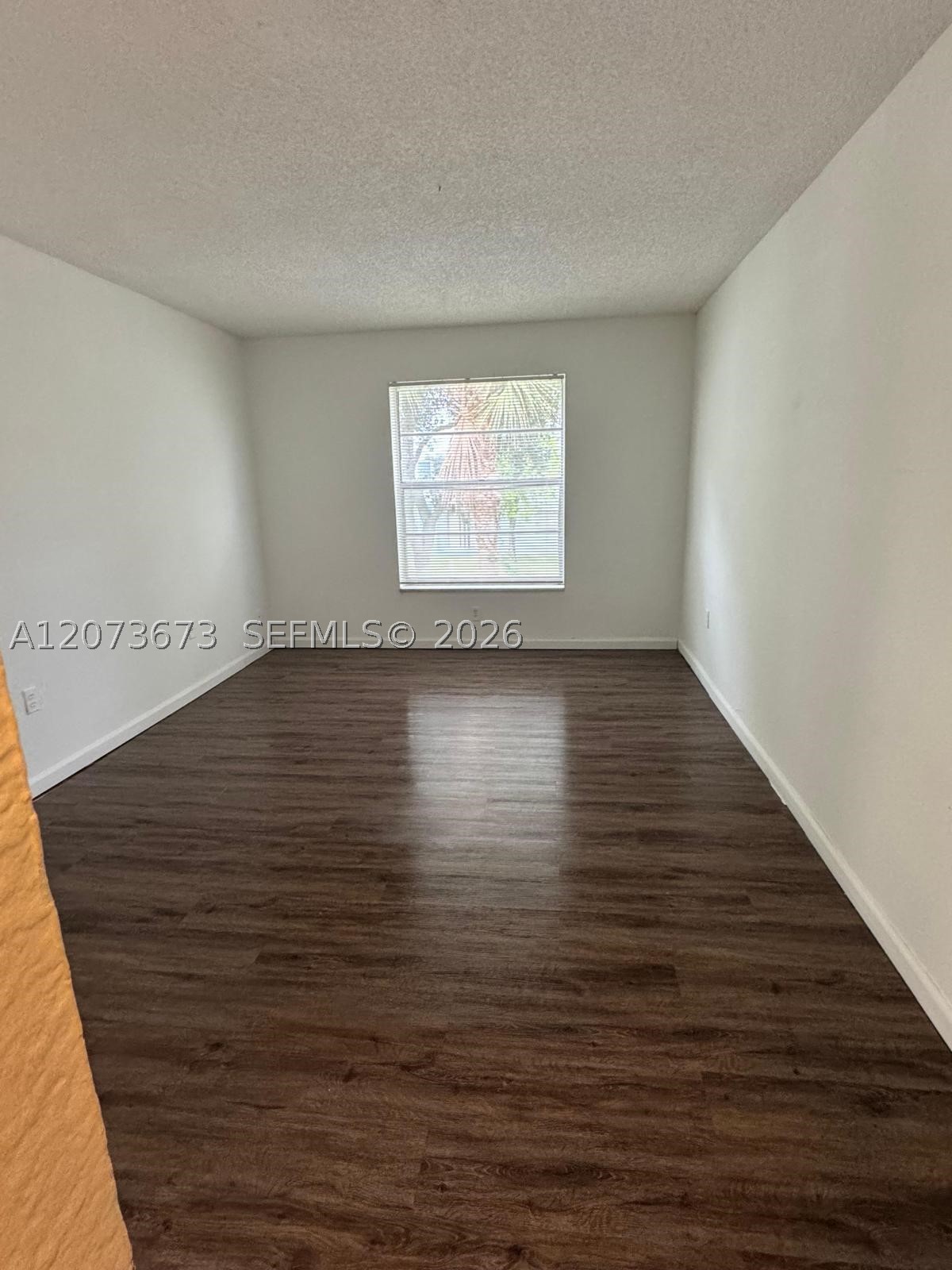 411 Executive Center Dr 203 Property Photo 8
