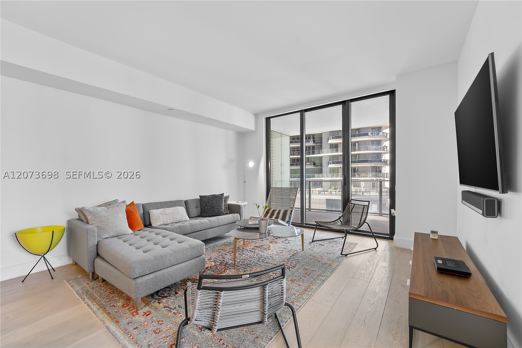 1010 Brickell Ave 1911 Property Photo 1
