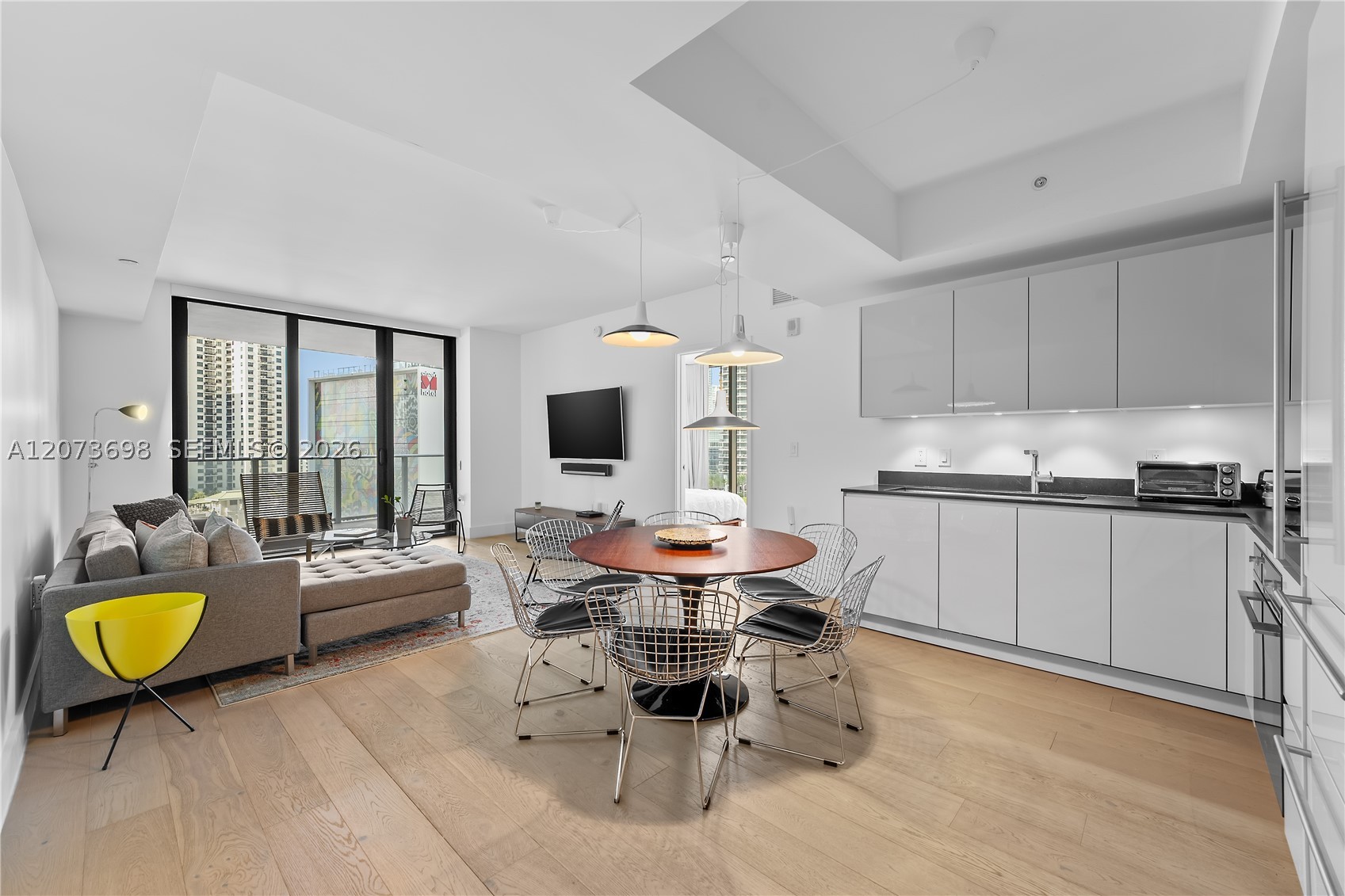 1010 Brickell Ave 1911 Property Photo 6