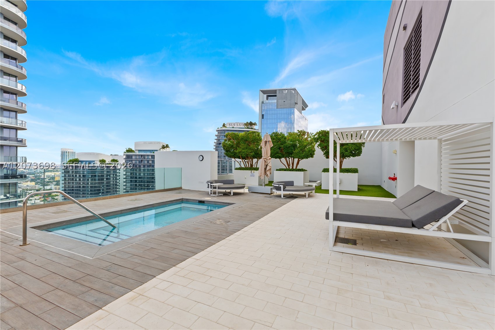 1010 Brickell Ave 1911 Property Photo 22