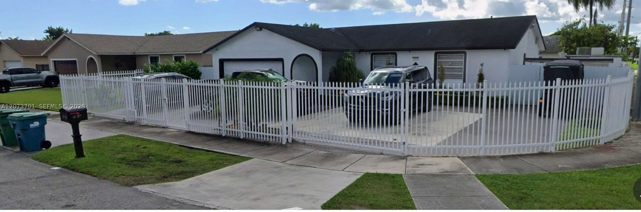 13390 Sw 257th Ter Property Photo 3