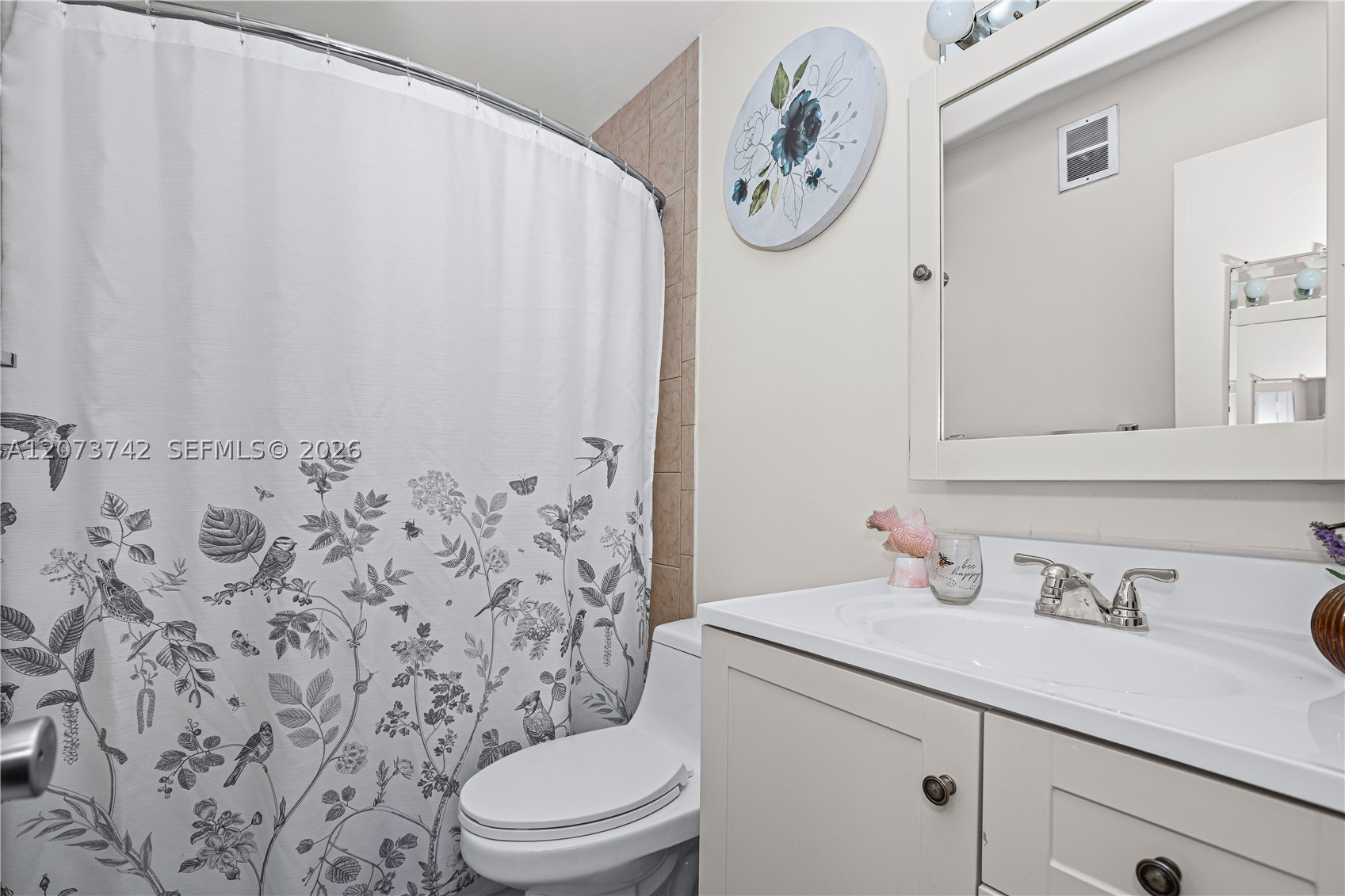 5300 Washington St E209 Property Photo 20