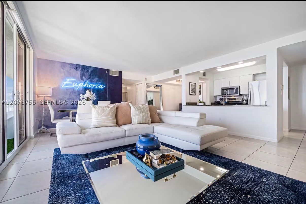 1200 Brickell Bay Dr 4101 Property Photo 4