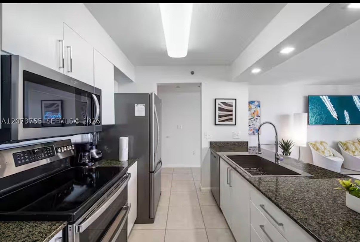 1200 Brickell Bay Dr 4101 Property Photo 6