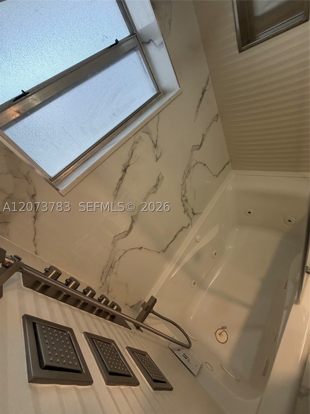 4000 Ne 170th St 207 Property Photo 27