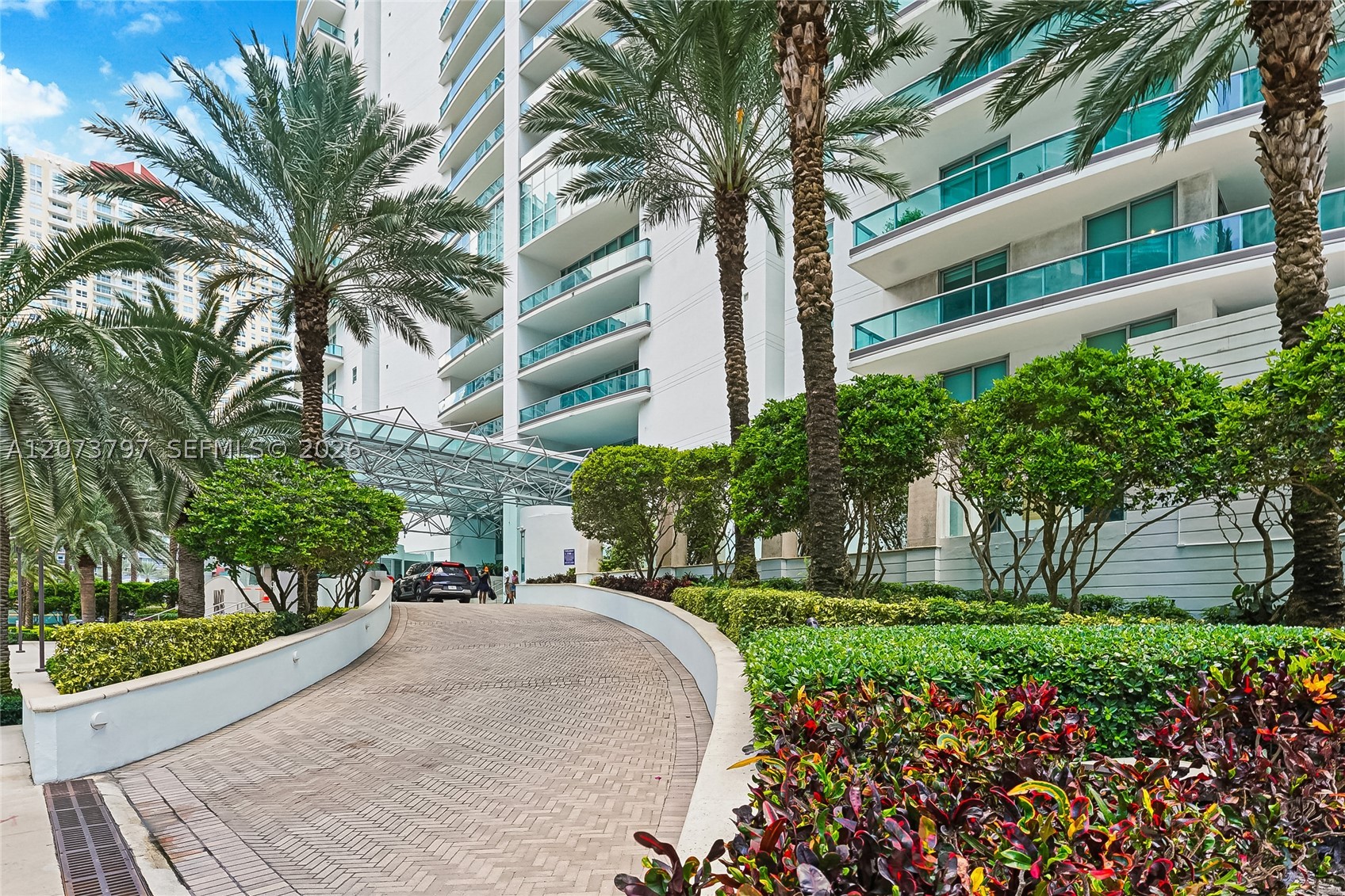 1331 Brickell Bay Dr 611 Property Photo 5