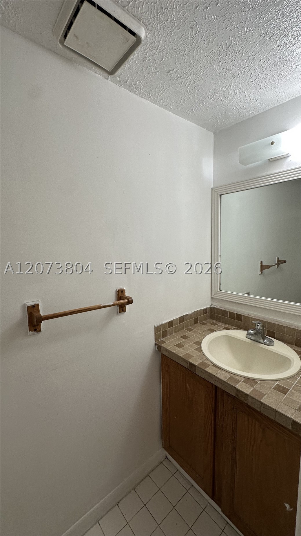 408 Ne 18th Ave 4 Property Photo 6