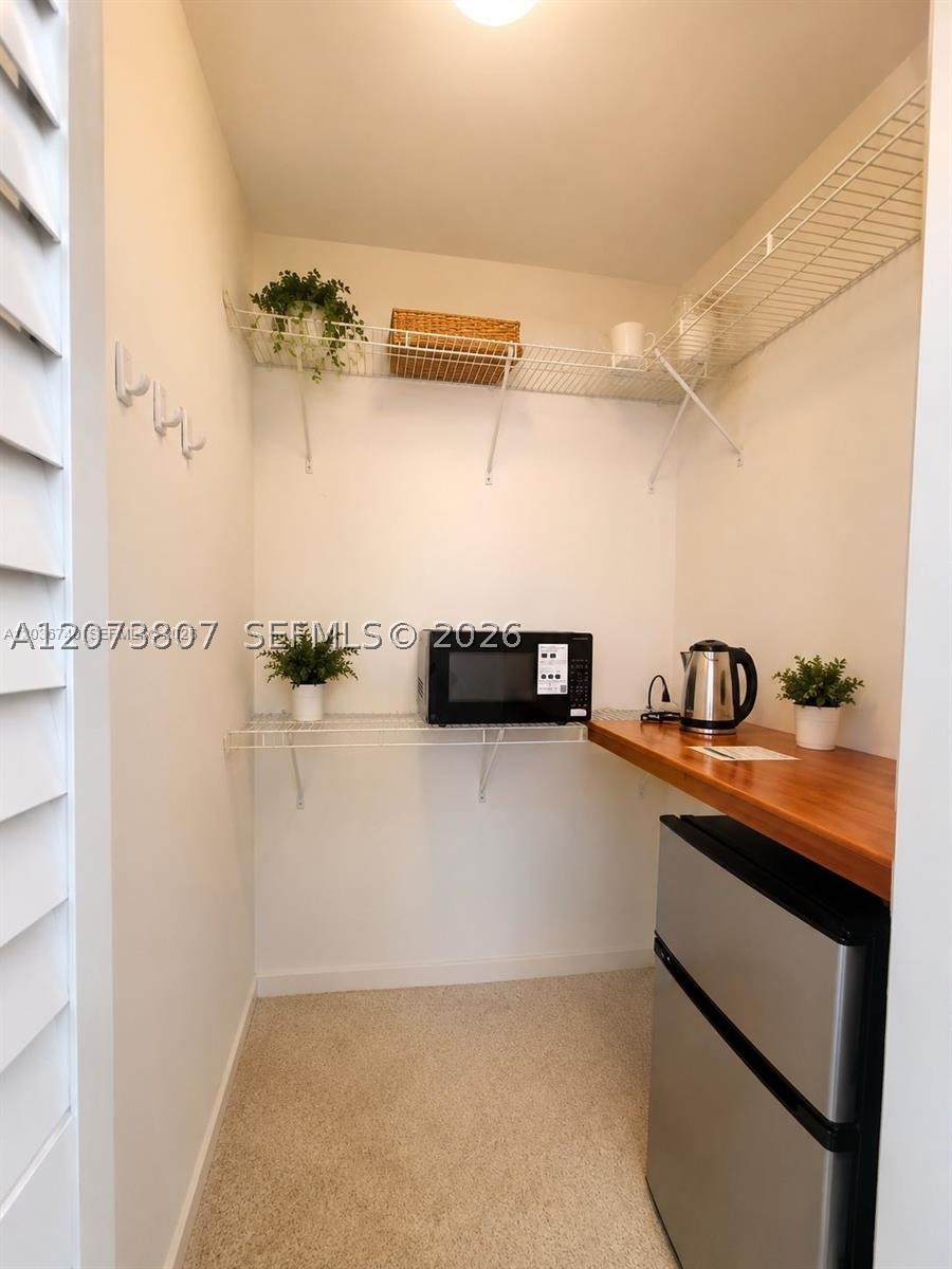3202 Pierce St Property Photo 7