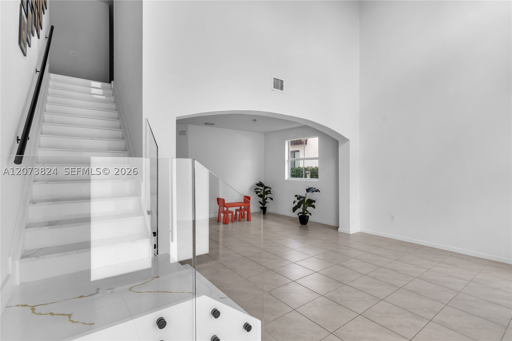 11938 Sw 253rd Ter Property Photo 6
