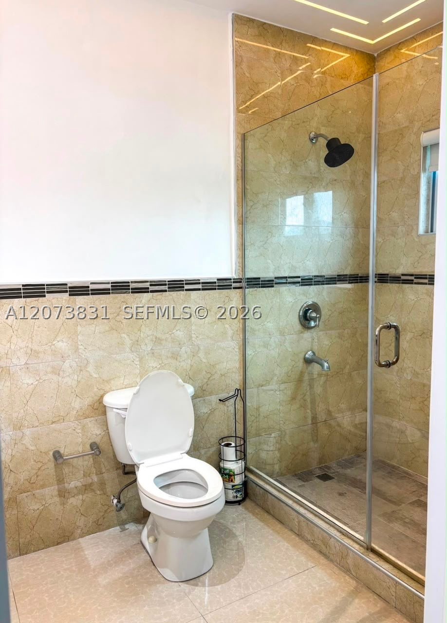 A12073831 Property Photo 15