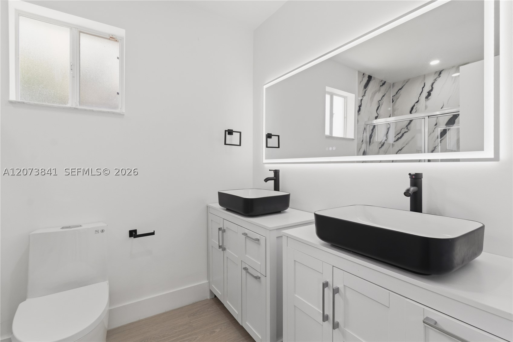A12073841 Property Photo 8