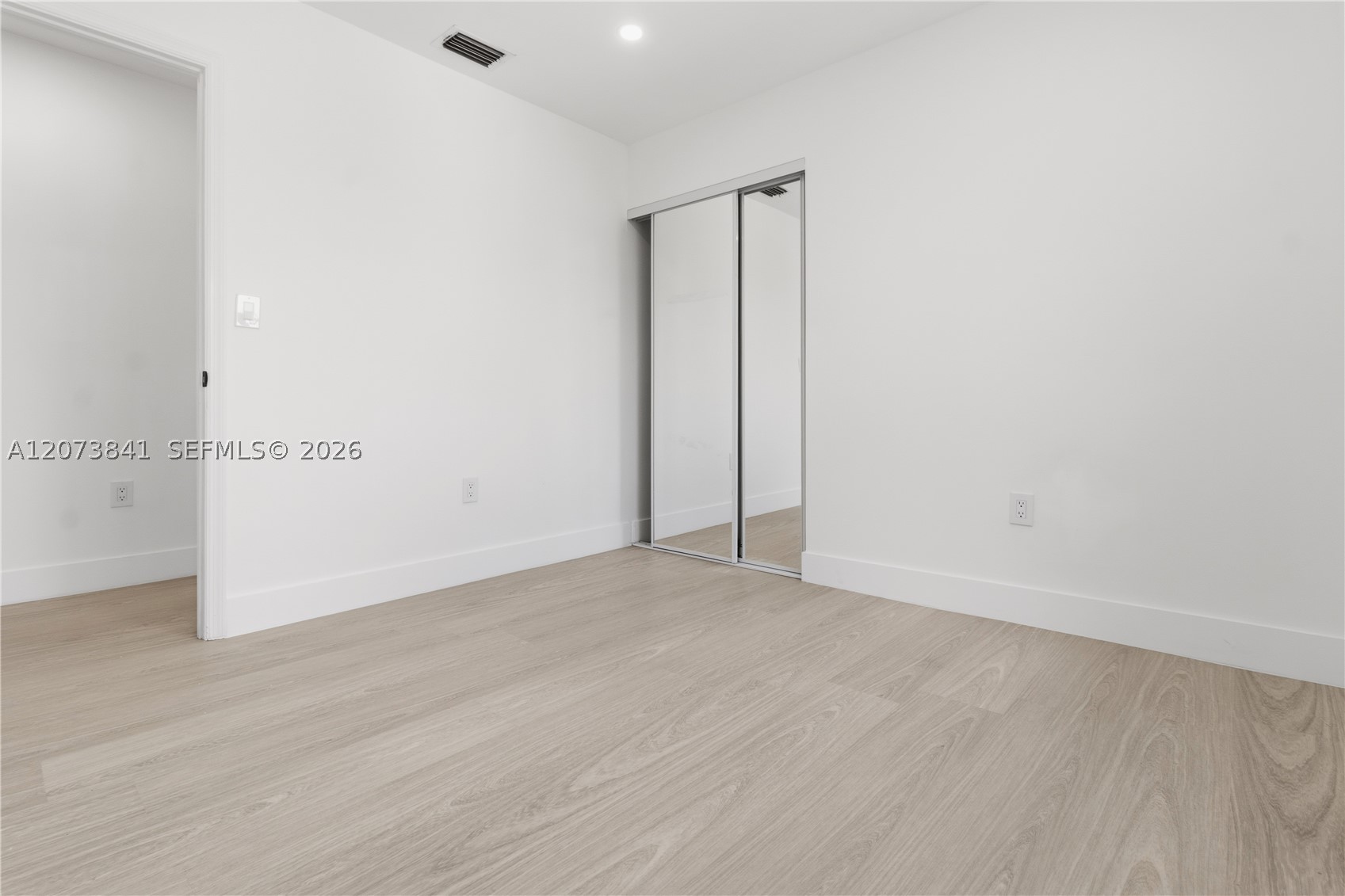 A12073841 Property Photo 15