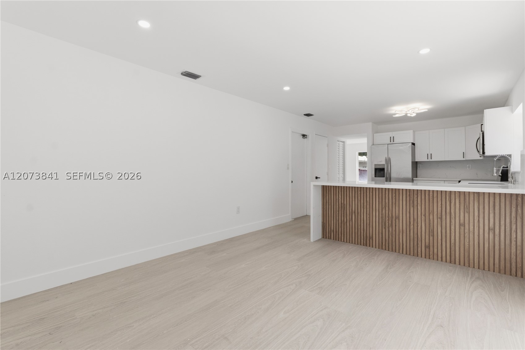 A12073841 Property Photo 25