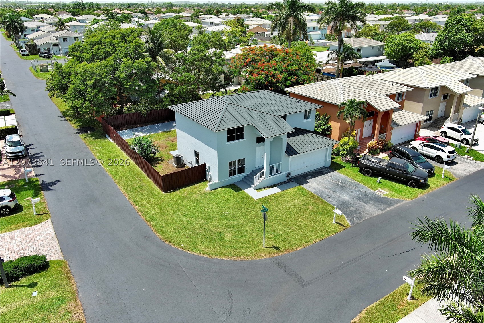 A12073841 Property Photo 37
