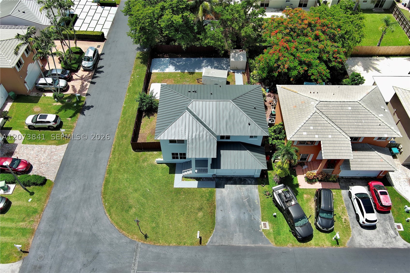 A12073841 Property Photo 40