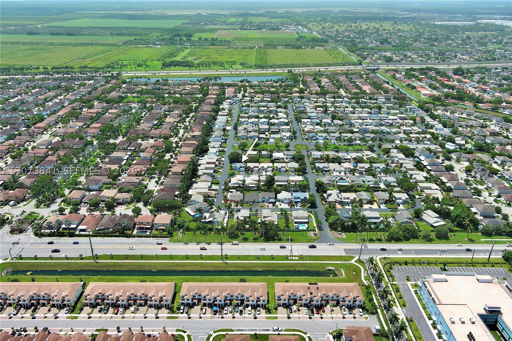 A12073841 Property Photo 43