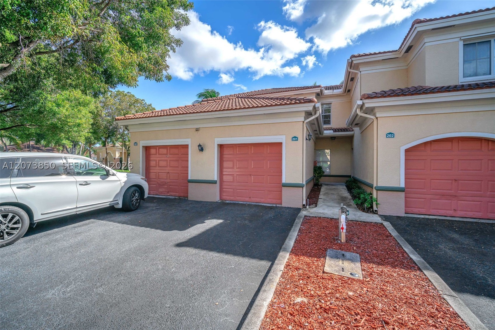 2532 Centergate Dr 201 Property Photo 1