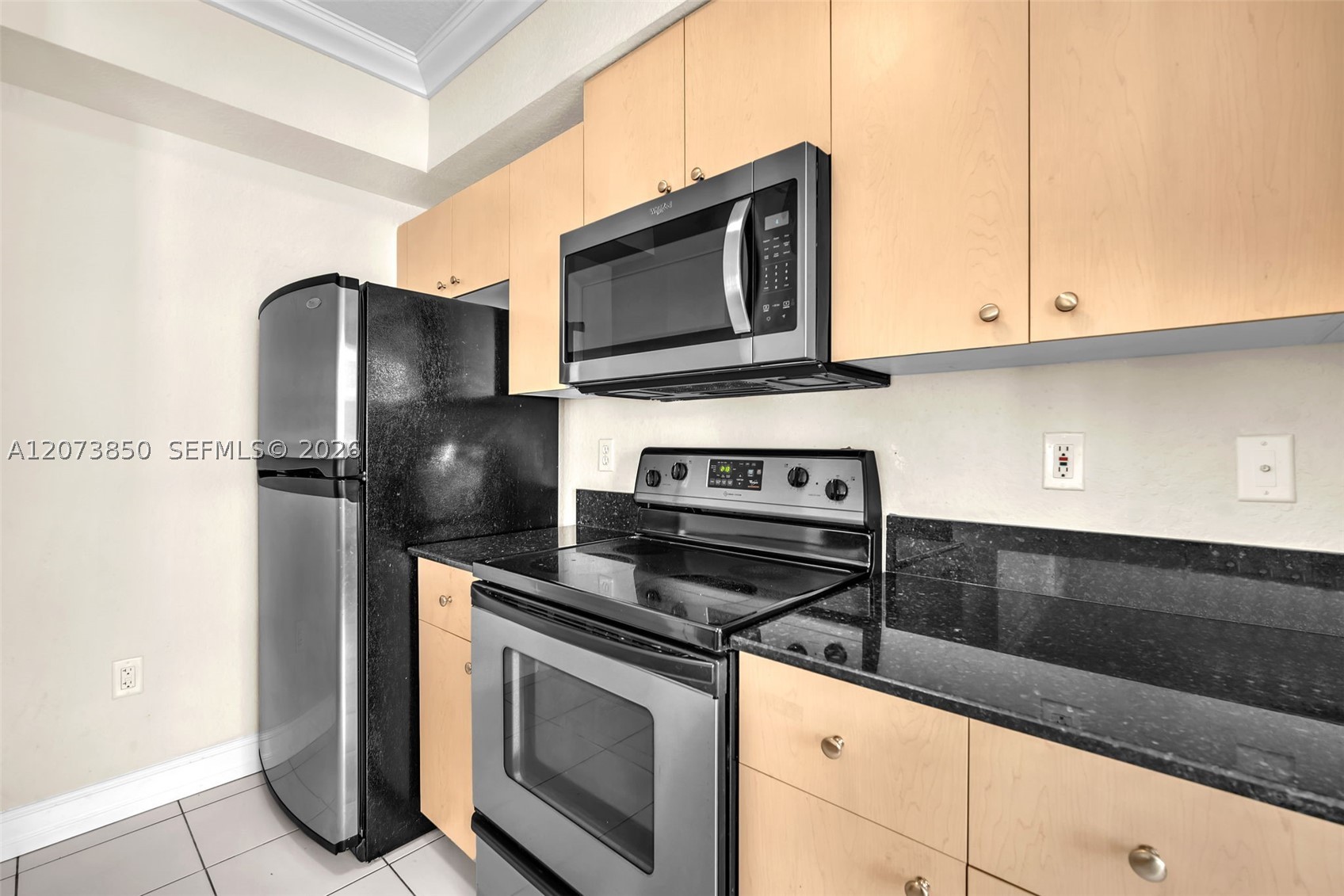 2532 Centergate Dr 201 Property Photo 10