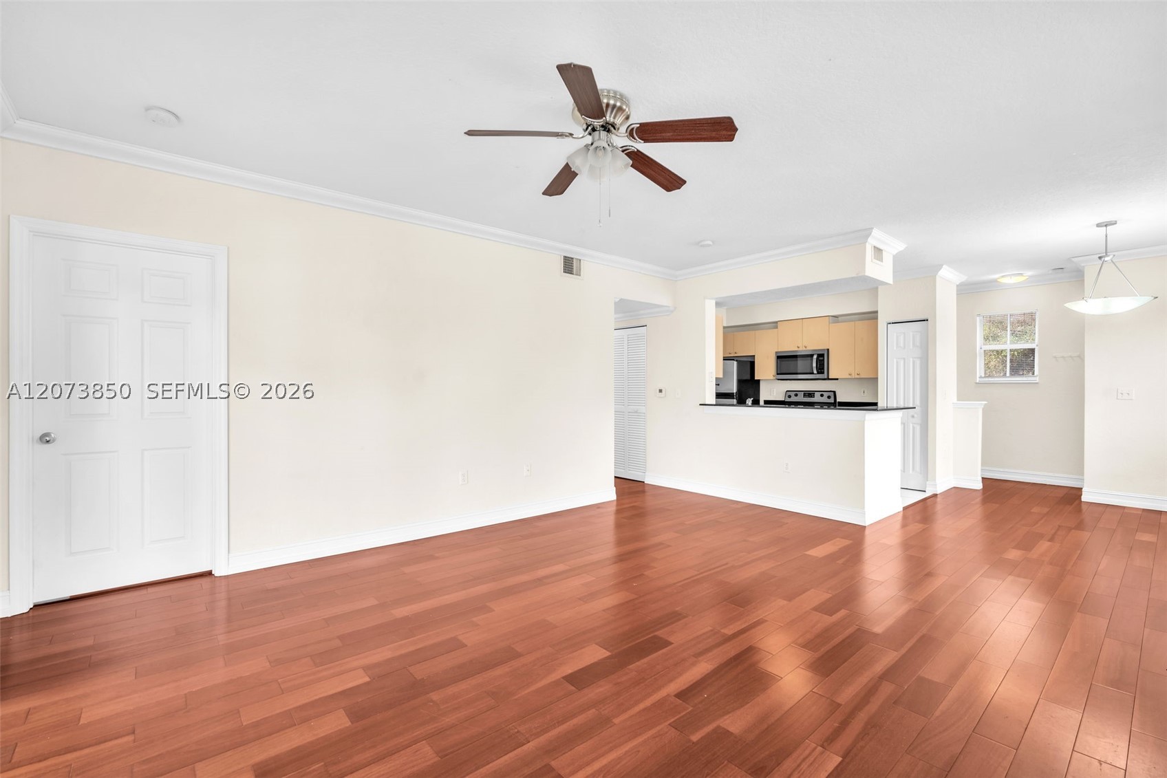 2532 Centergate Dr 201 Property Photo 16
