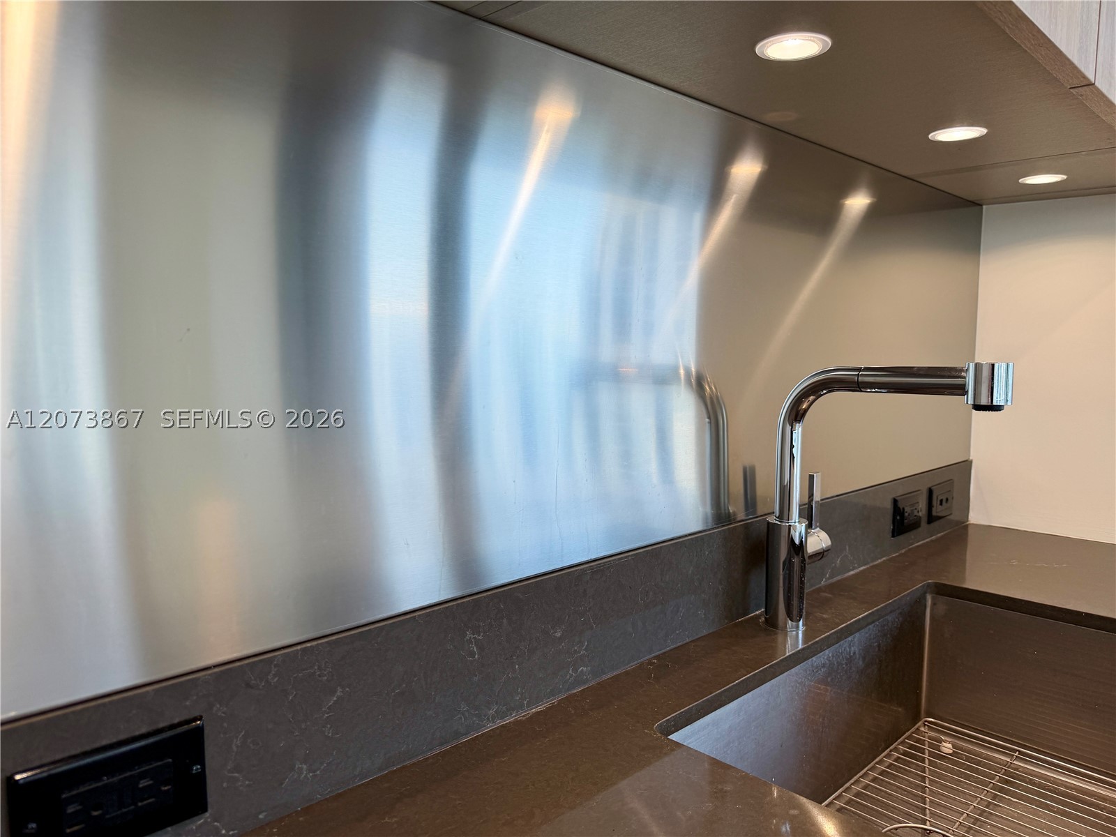 1000 Brickell Plz 4301 Property Photo 18