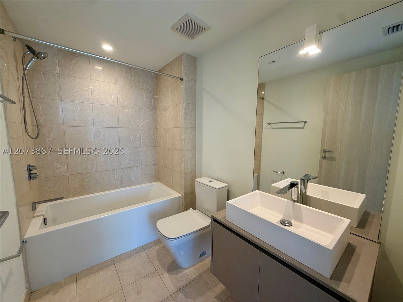1000 Brickell Plz 4301 Property Photo 26