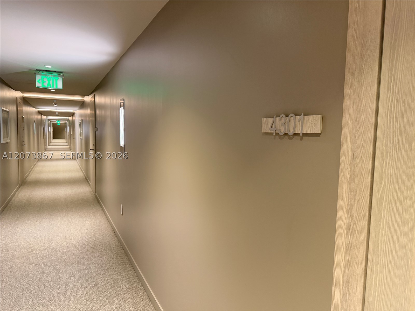 1000 Brickell Plz 4301 Property Photo 36
