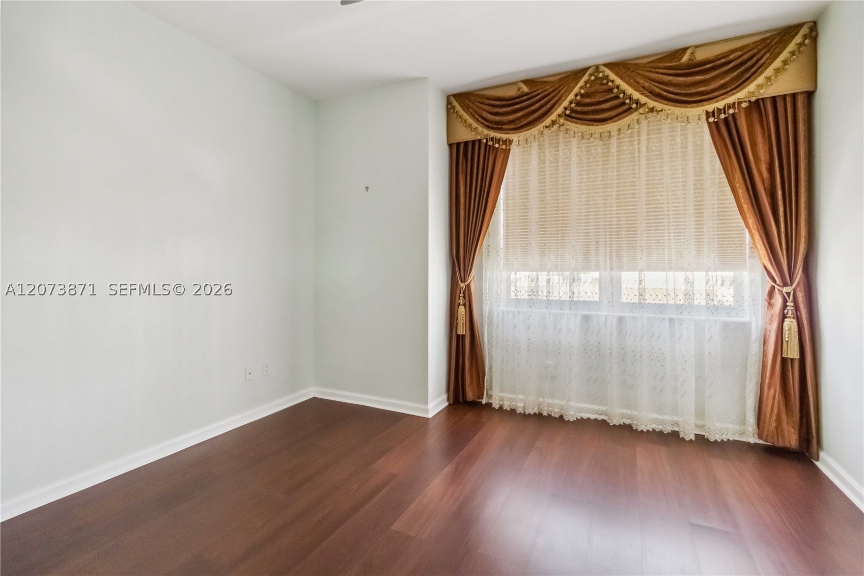511 Se 5th Ave 1214 Property Photo 16