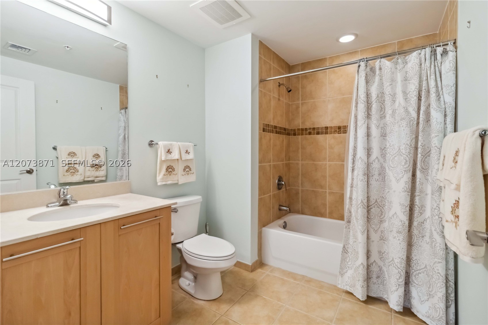 511 Se 5th Ave 1214 Property Photo 18