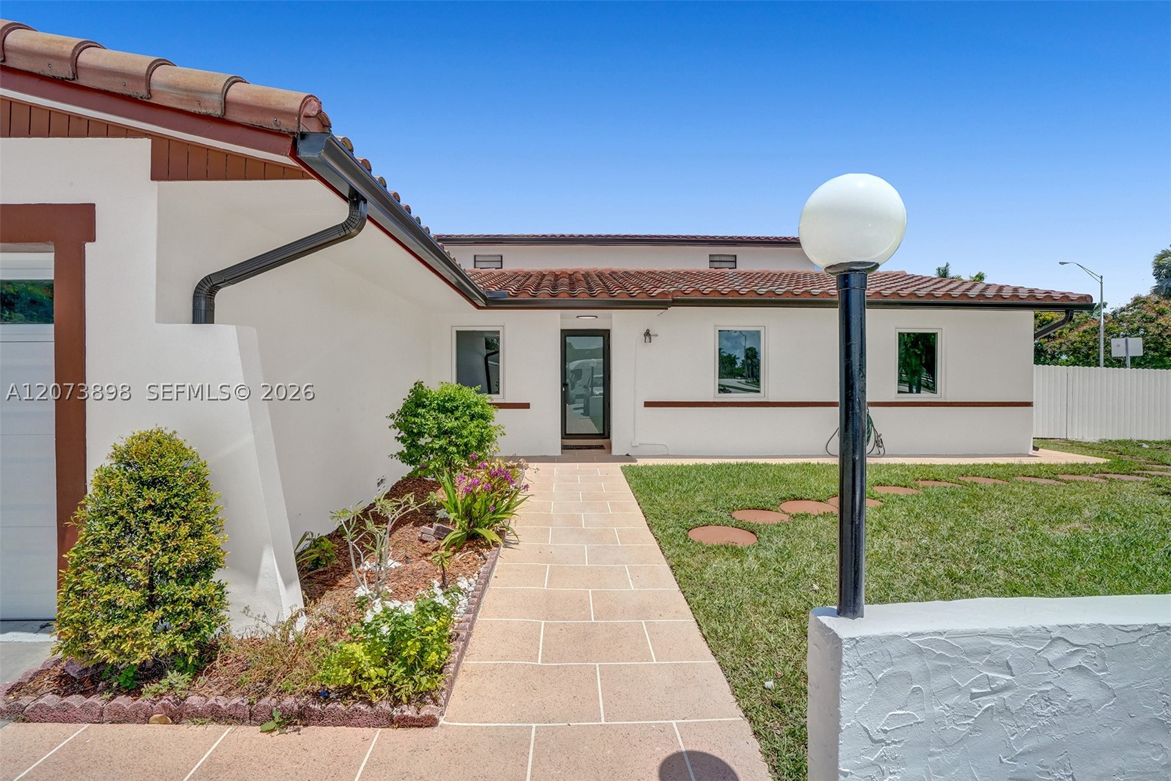 12701 Sw 80th St Property Photo 3