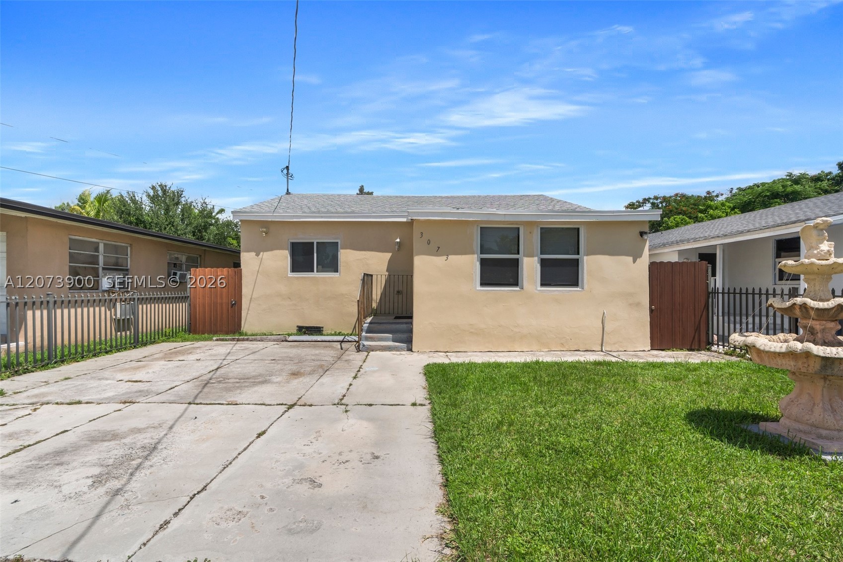 3073 NW 59th St Property Photo 1