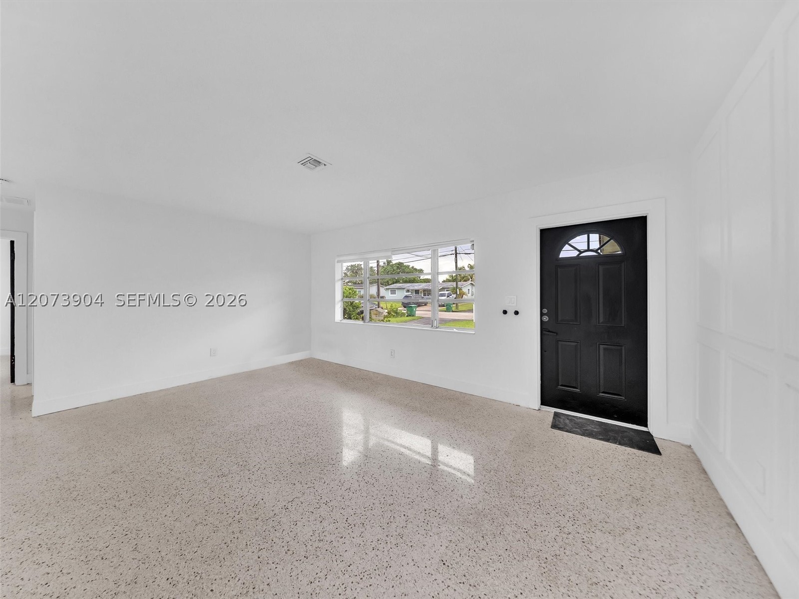 5450 Sw 55th Ave Property Photo 5