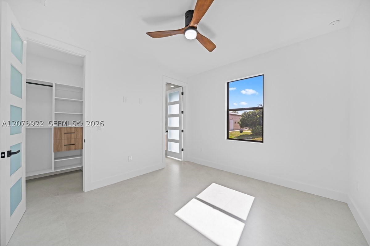 516 Croydon Ave S Property Photo 26