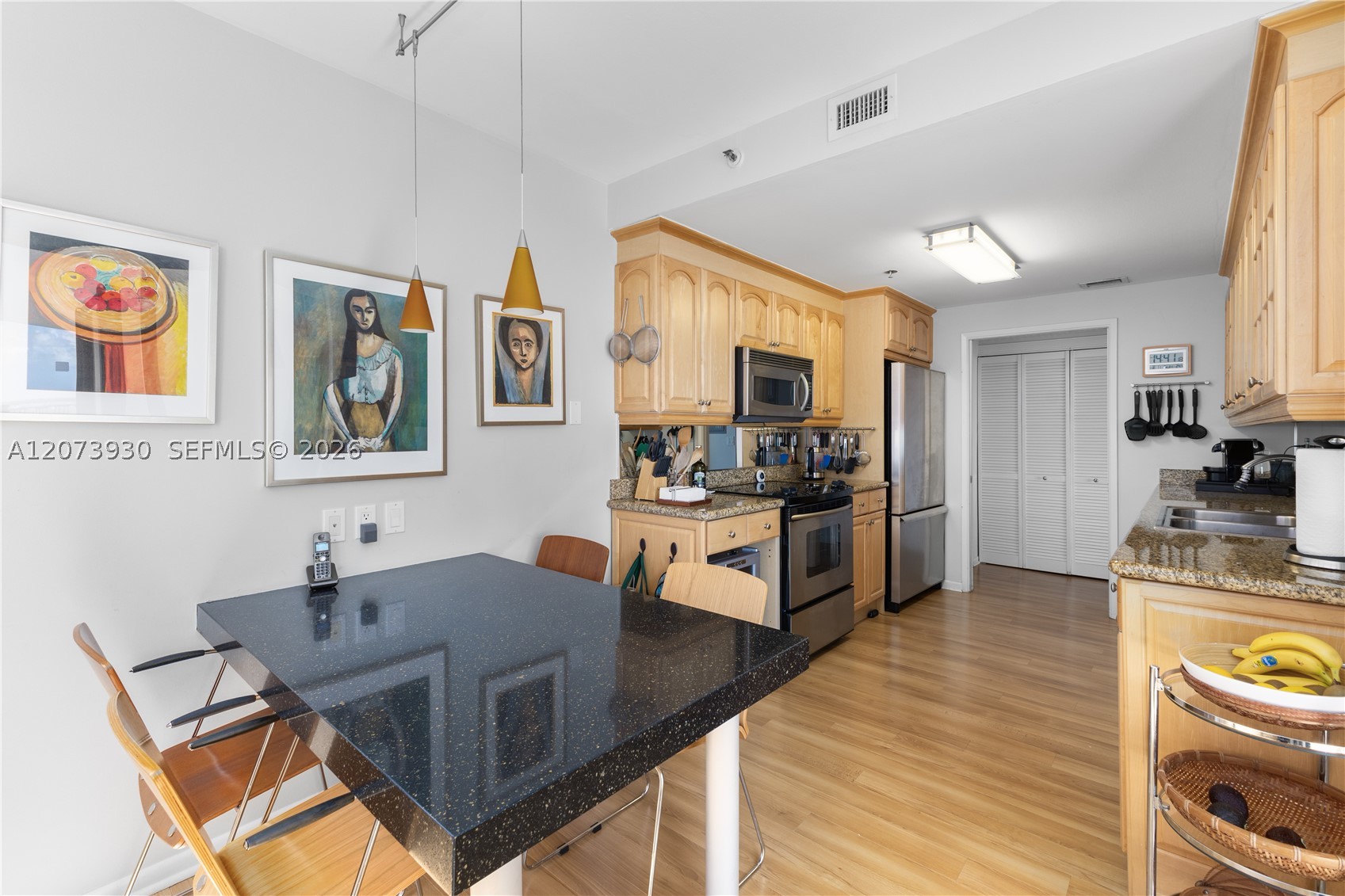 1581 Brickell Ave 1105 Property Photo 3