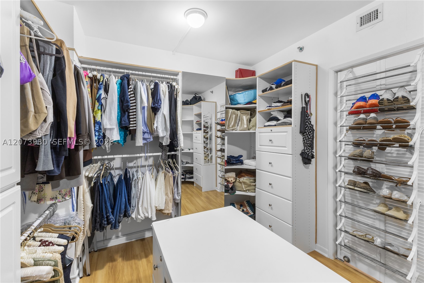 1581 Brickell Ave 1105 Property Photo 24