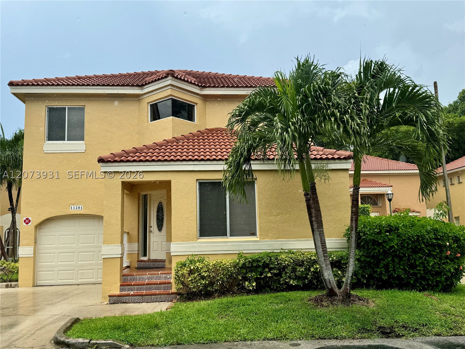 11201 Lakeview Dr 48-m Property Photo 1