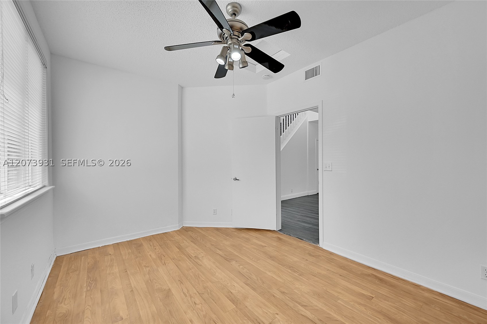 11201 Lakeview Dr 48-m Property Photo 13