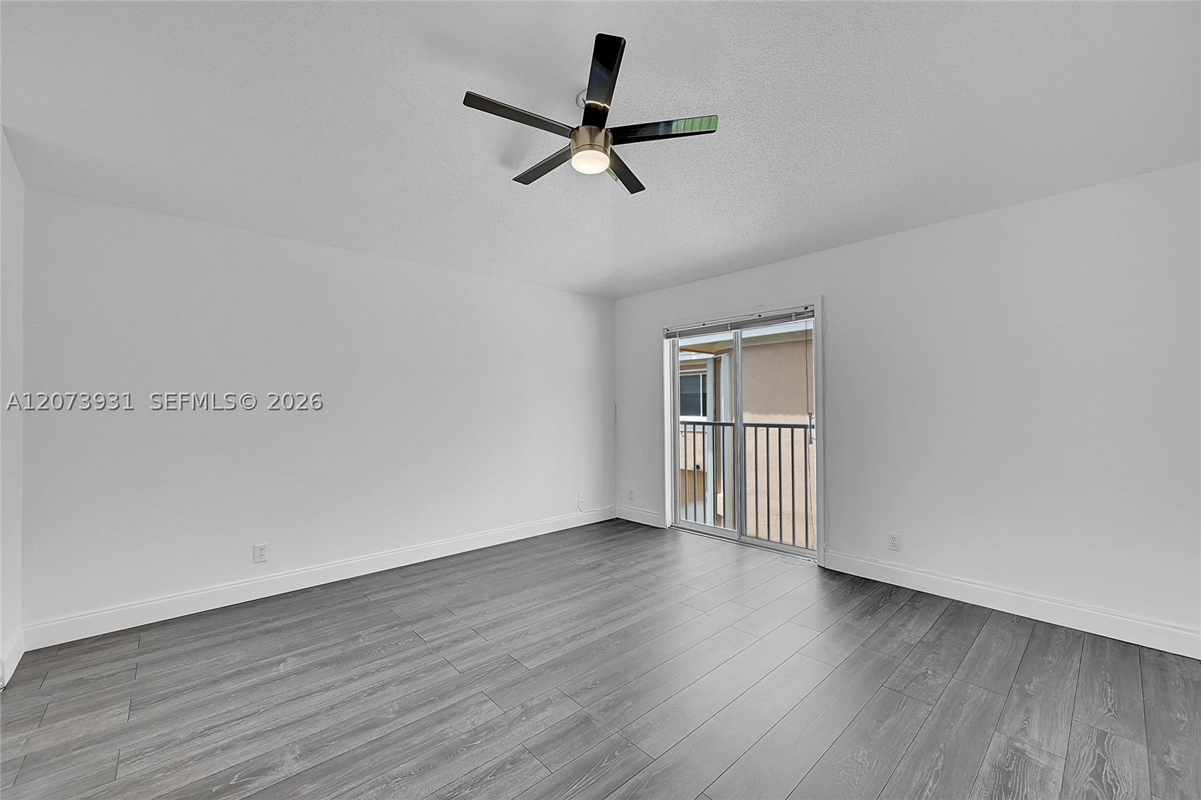 11201 Lakeview Dr 48-m Property Photo 15
