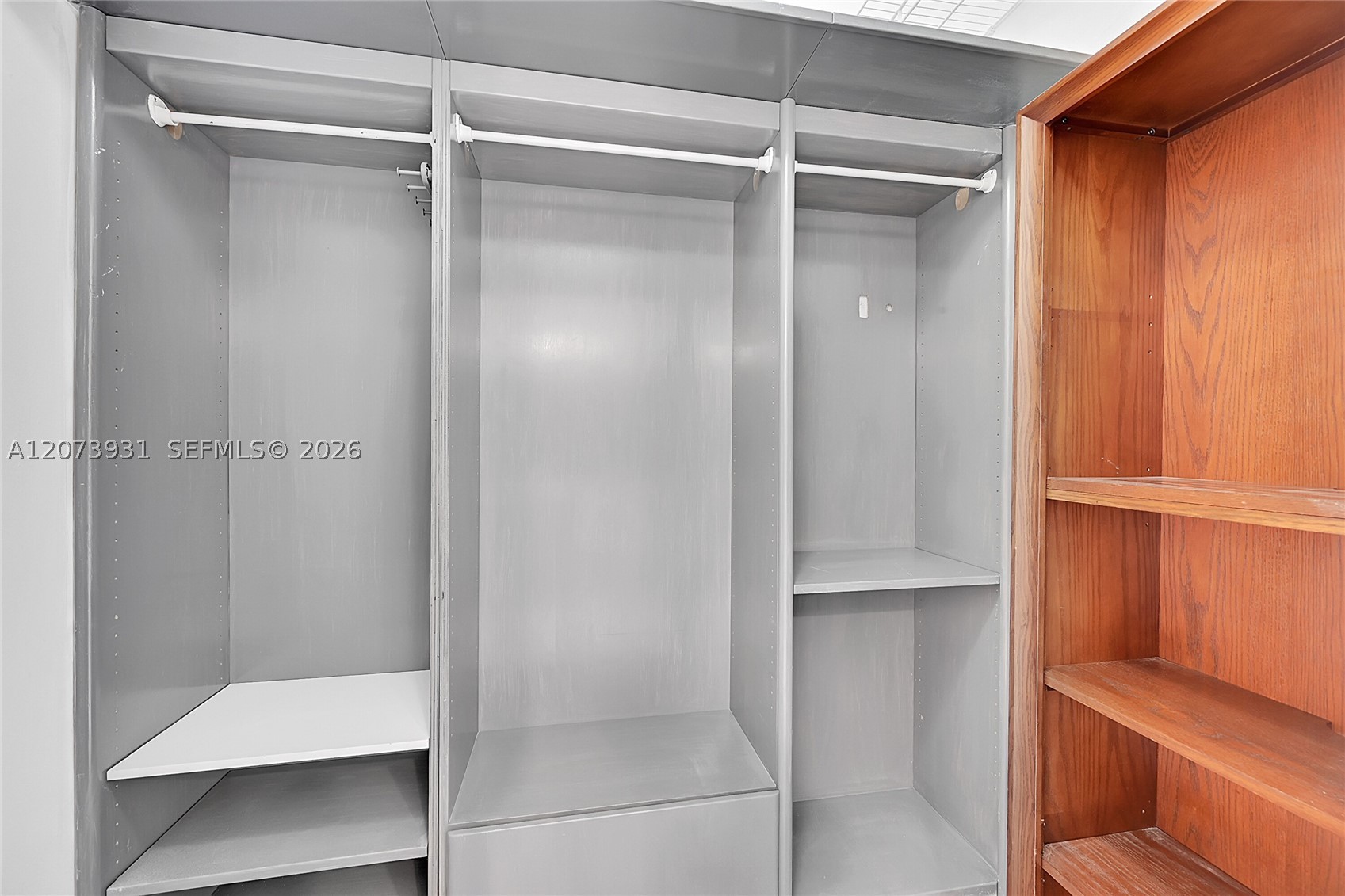 11201 Lakeview Dr 48-m Property Photo 19