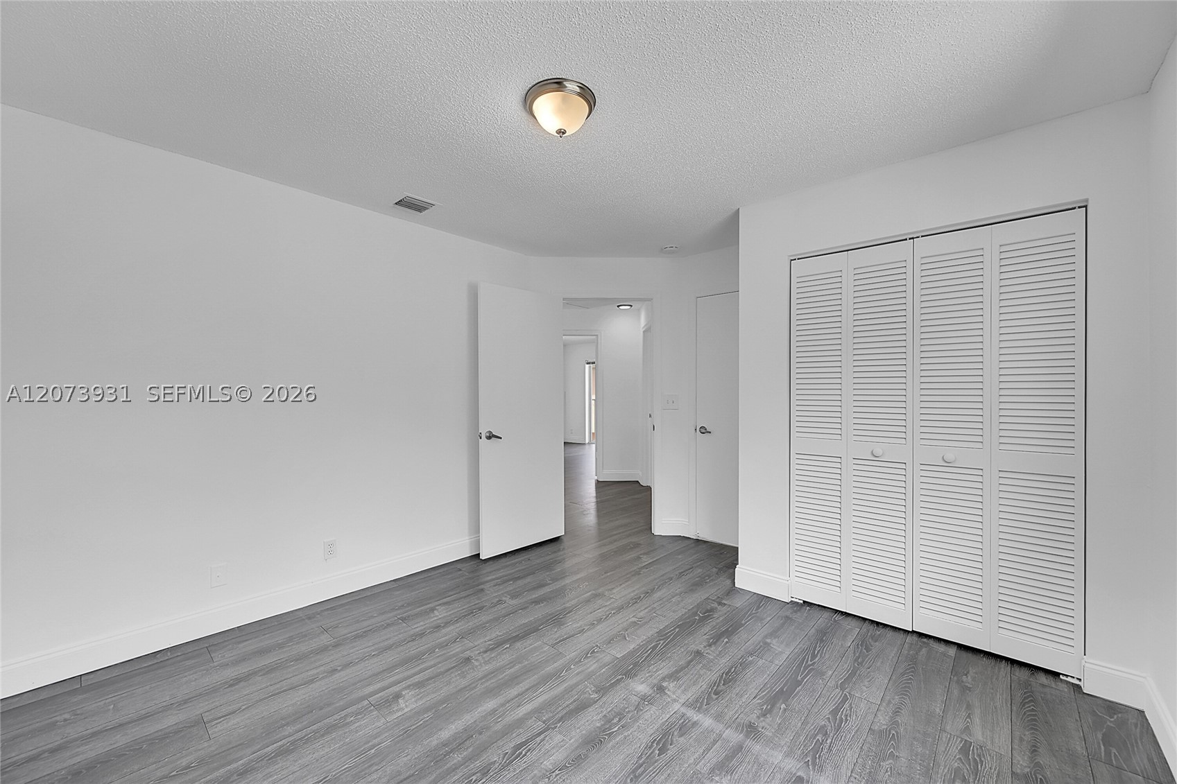 11201 Lakeview Dr 48-m Property Photo 25