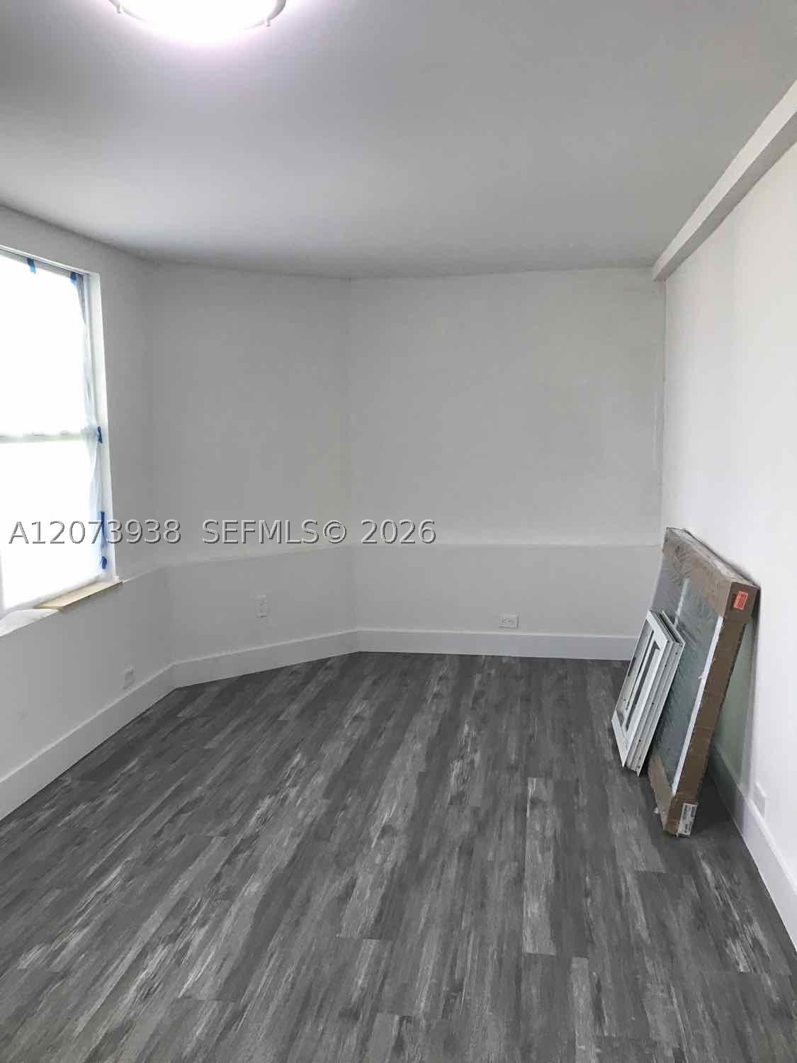 1920 Rutland St Property Photo 12