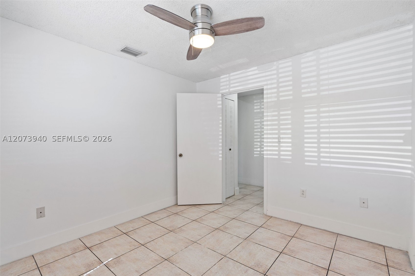 11259 Nw 88th Ave - Property Photo 11