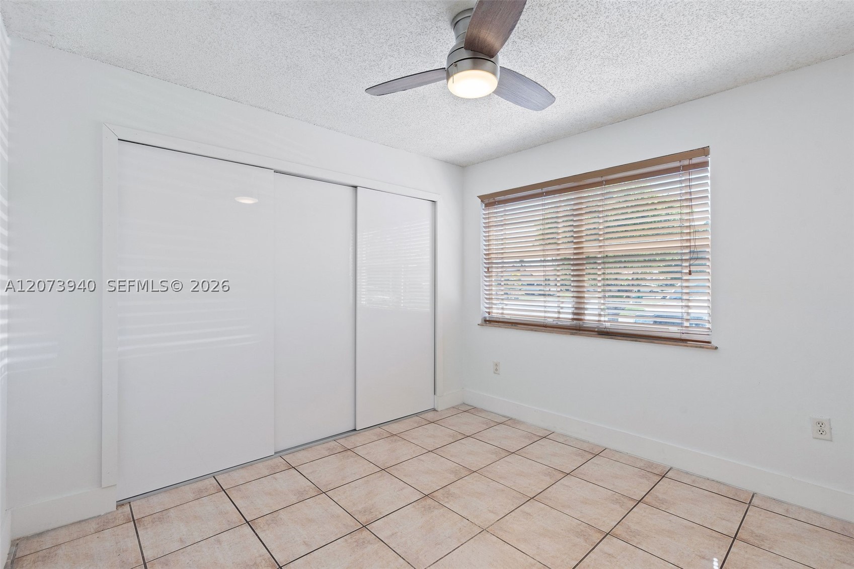 11259 Nw 88th Ave - Property Photo 12